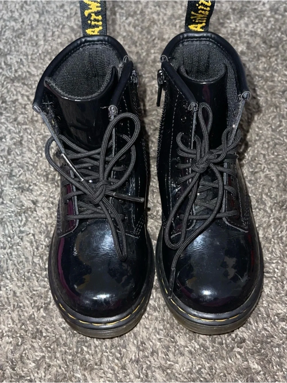 Dr.Martens 15373 Toddlers Airway Bouncing Soles Toddler Boots Sz 9